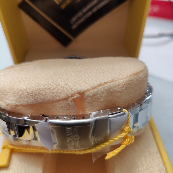 Invicta Men's Stainless Steel Grand Diver Watch - Picture 3 of 8